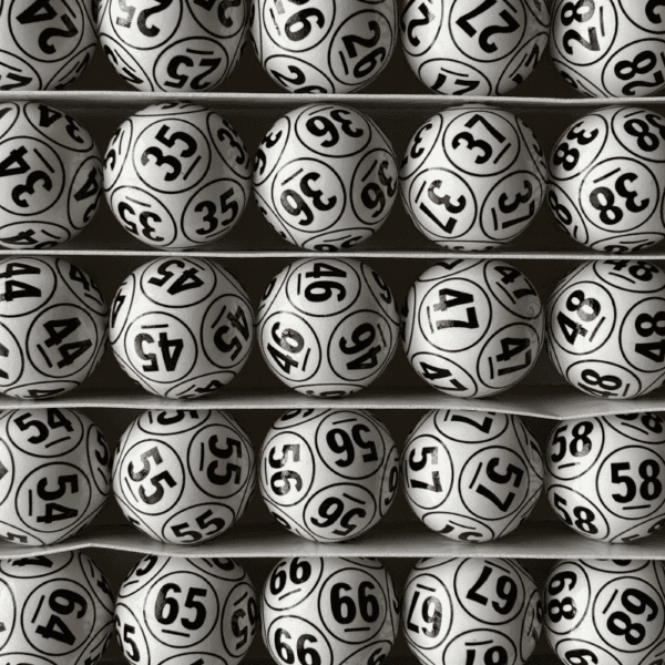 bolas-blancas-3 bolas-blancas-3